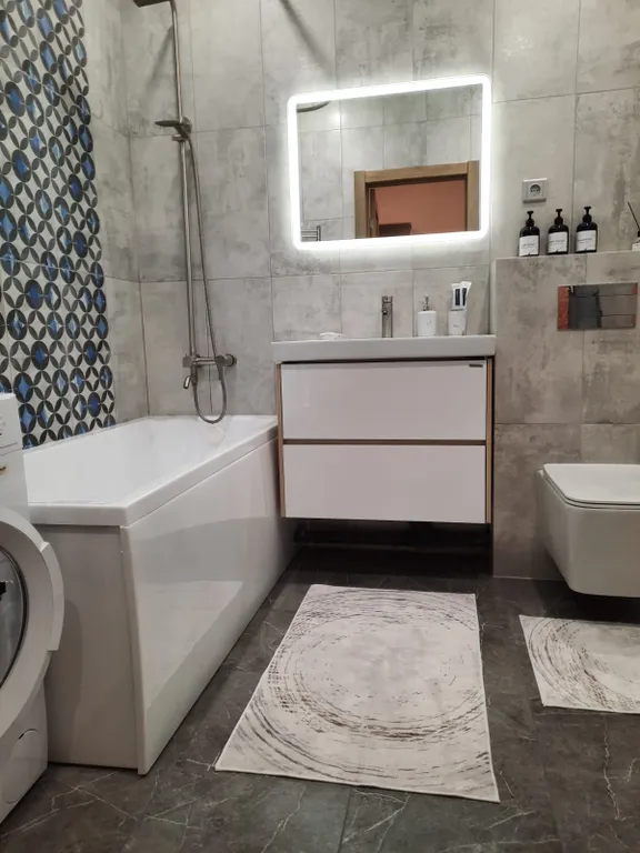 Квартира Светлая и уютная квартира — Екатеринбург