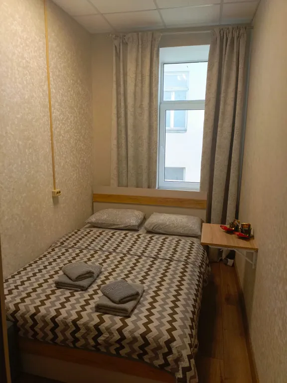 Квартира Маленькая уютная комната рядом с Парком Культуры с общим санузлом — аренда посуточно в Москва