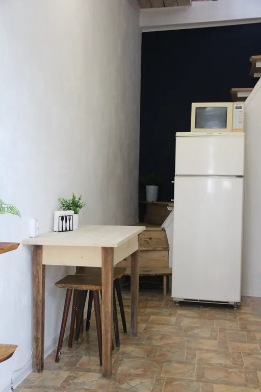 Уютный домик Много дерева