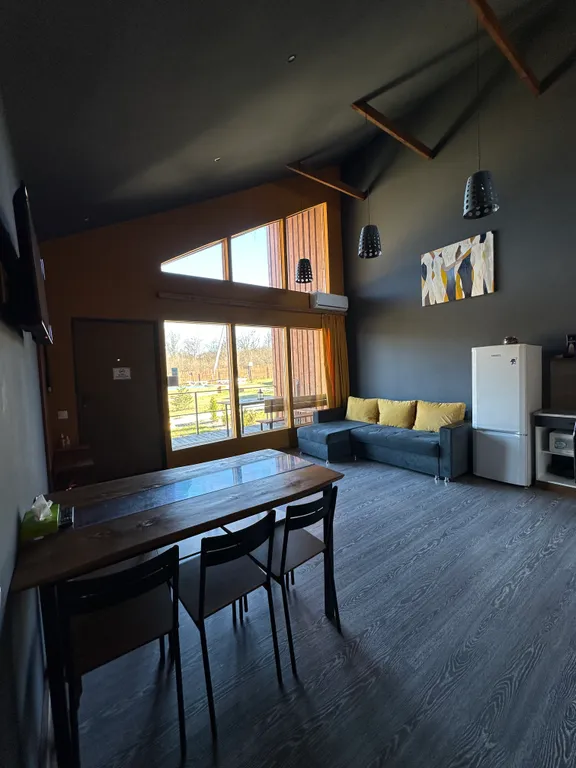 Таунхаус с подогреваемым бассейном и баней в Адыгее