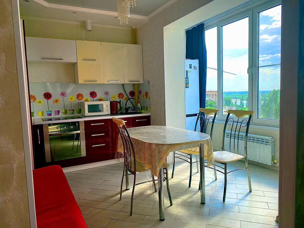 Потрясная квартира с панорамными окнами с видом на Волгу