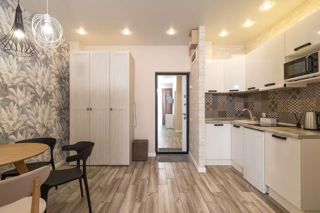 Квартира 2-комнатная квартира с кухней и балконом у набережной — Сириус