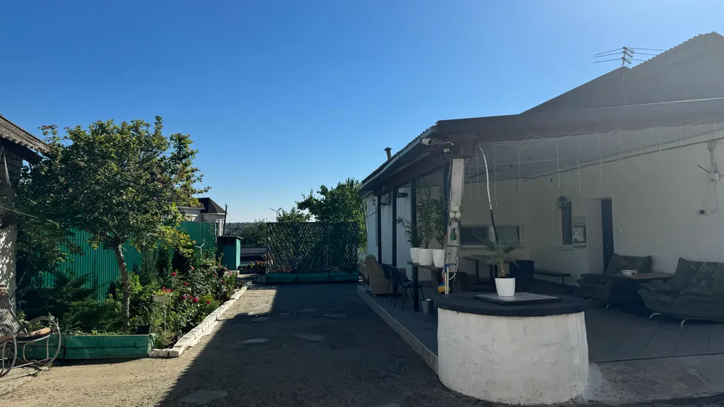 Коттедж Гостевой дом в центре города (только для проживания) — Элиста