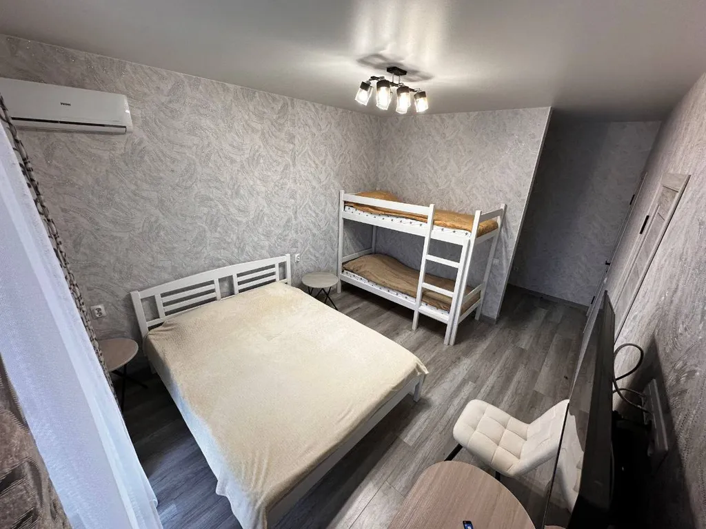 Дом с сауной и бассейном