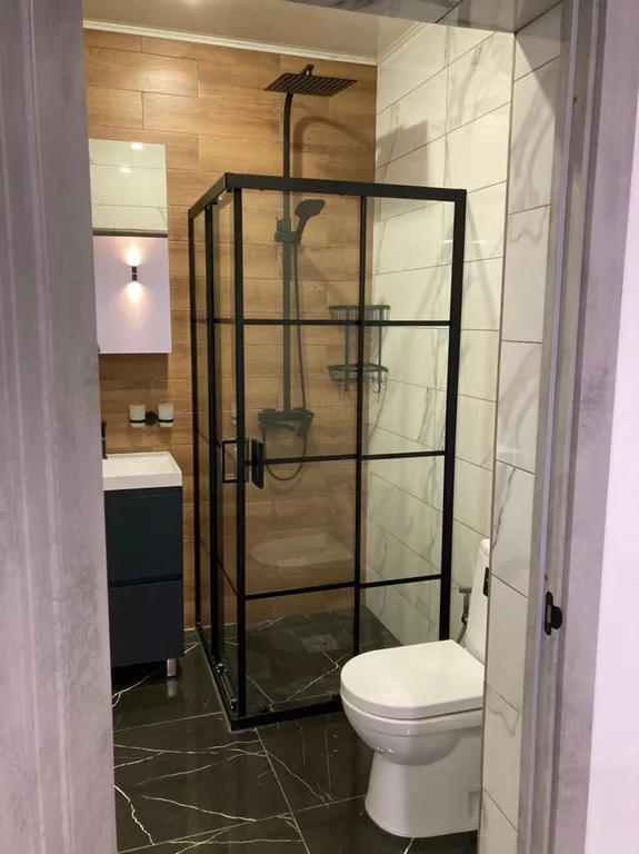 Дом с бассейном, сауной и двором