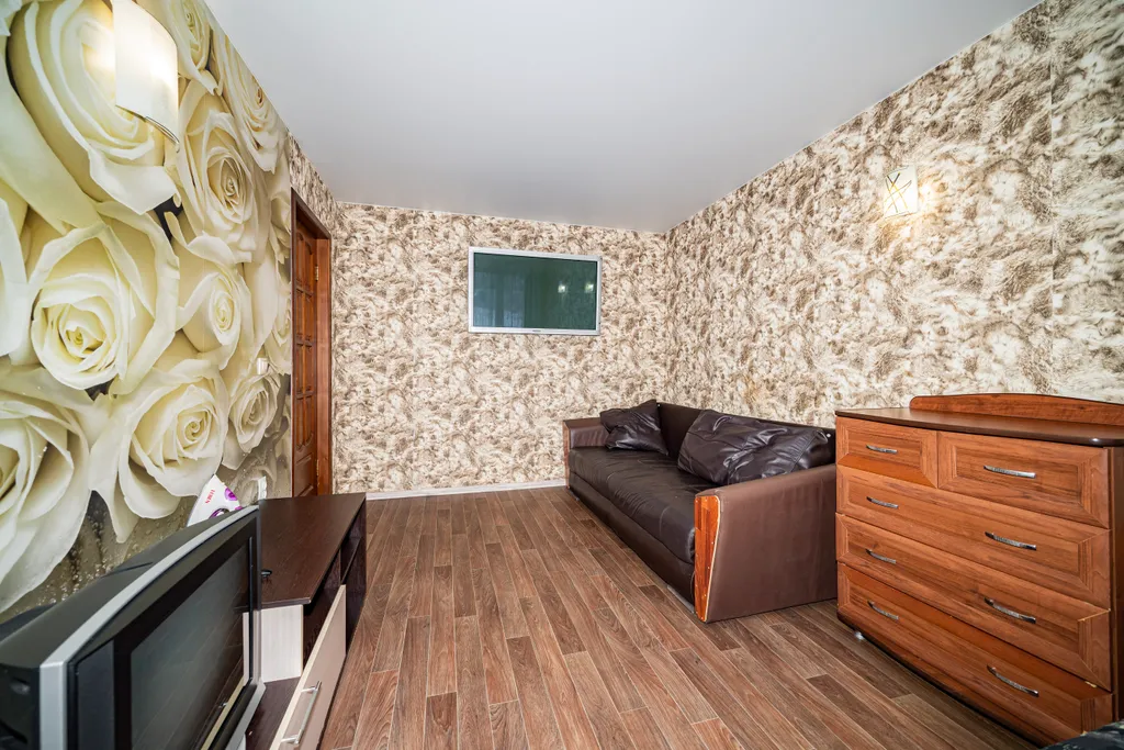 Уютная 2-х комнатная квартира рядом с 32 военным городком