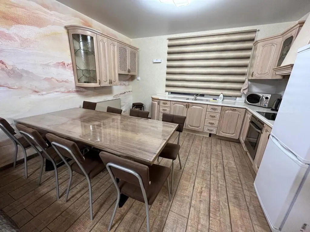 Коттедж 6-комнатный Дом — аренда посуточно в Шерегеш