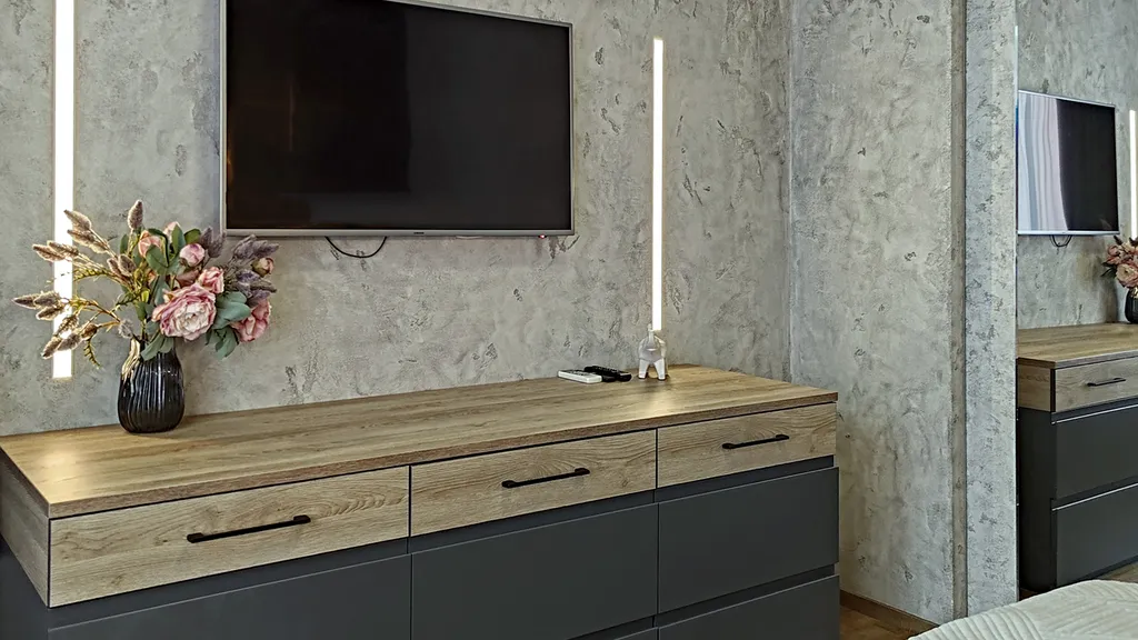 Современный красивый апартамент со спальней. Панорама на горы. Центр.