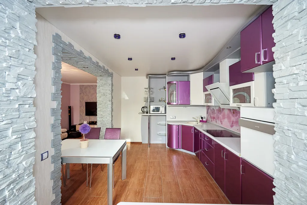 Большая теплая квартира с джакузи и видом на лес и детскую площадку