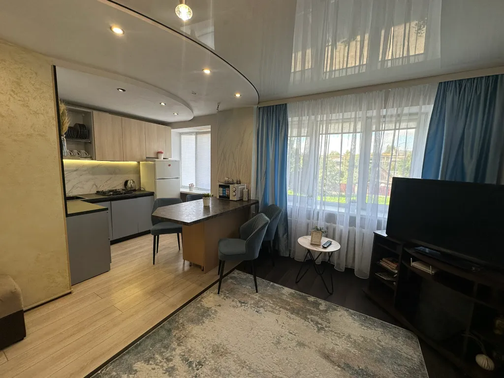 Апартаменты в центре 5 минут до жд вокзала