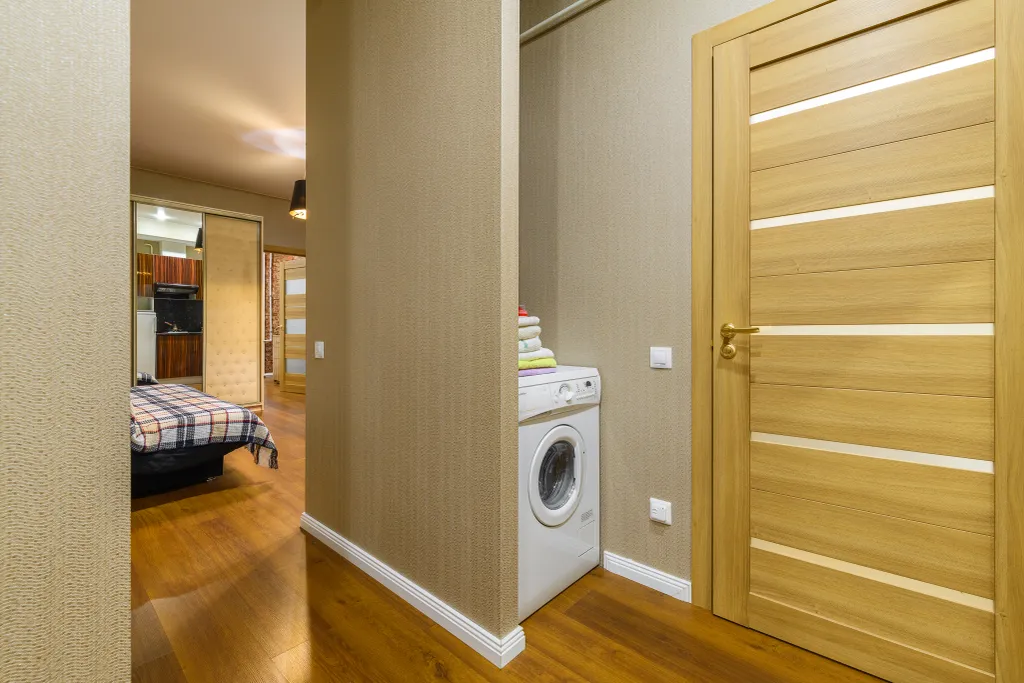 На тихой улице возле Новой Голландии