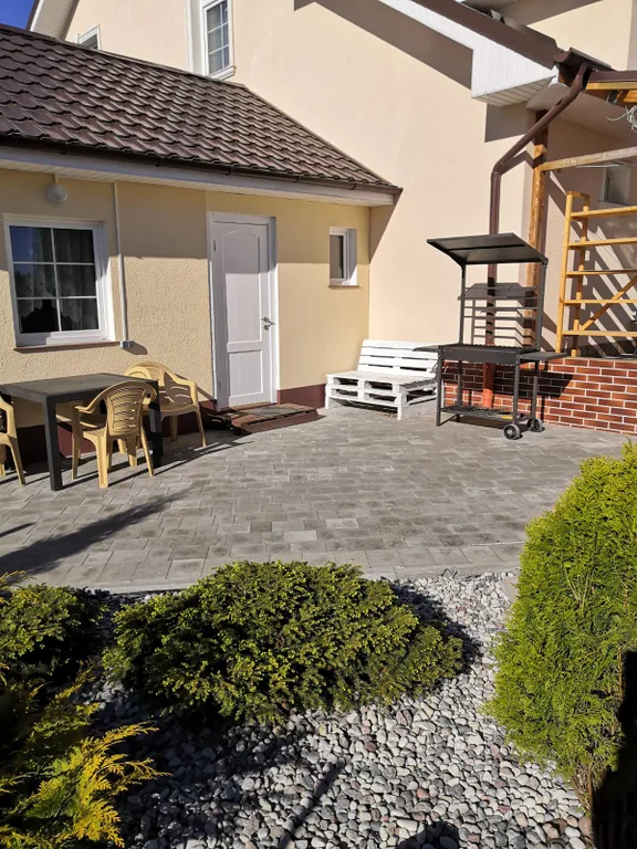 Коттедж Уютный гостевой домик в живописном дворе с отдельным входом — Горбатовка