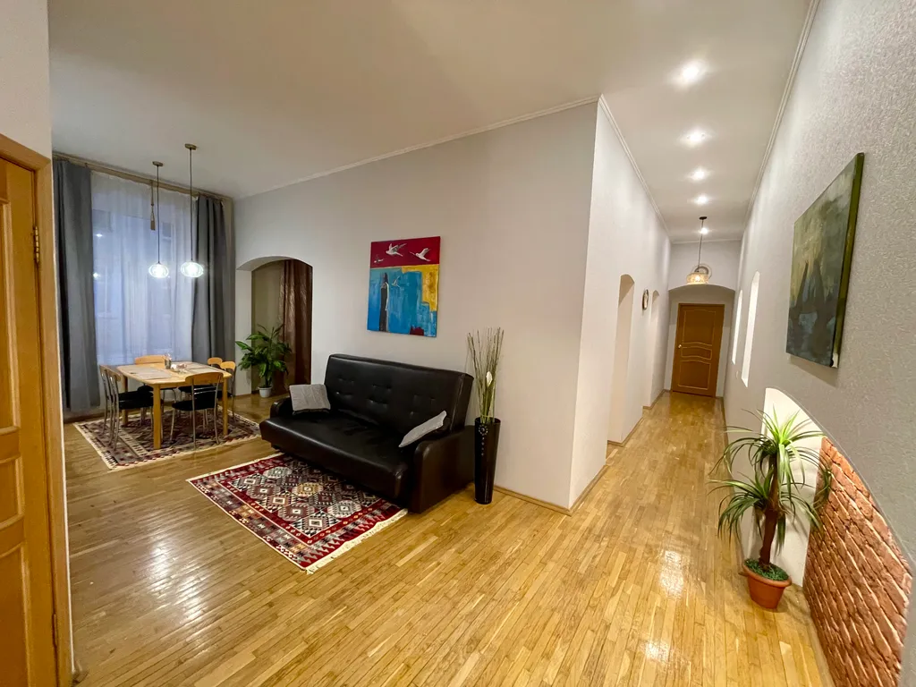 Квартира Квартира в доме Строгановых. — Санкт-Петербург