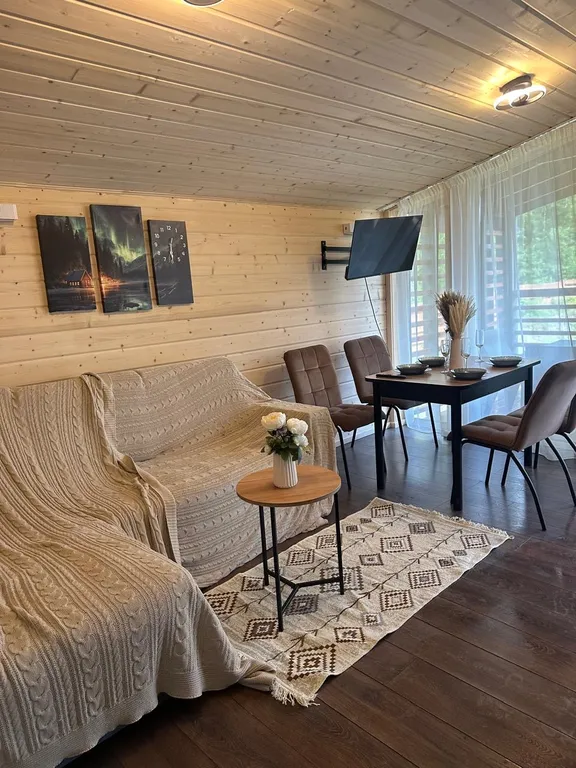 Уютный дом с чаном