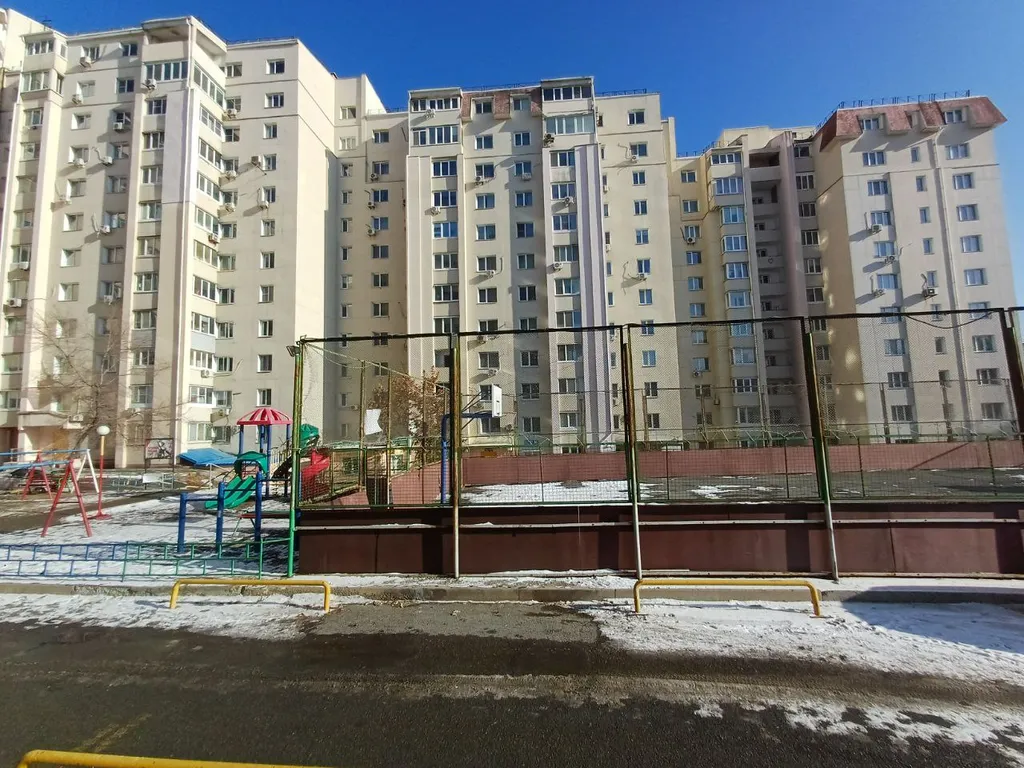 3-х комнатная квартира на Заре