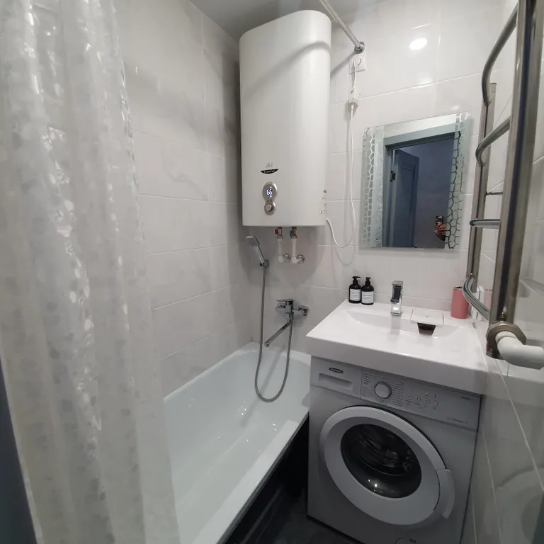 Уютная 2-комнатная квартира с раздельными спальнями в центре города