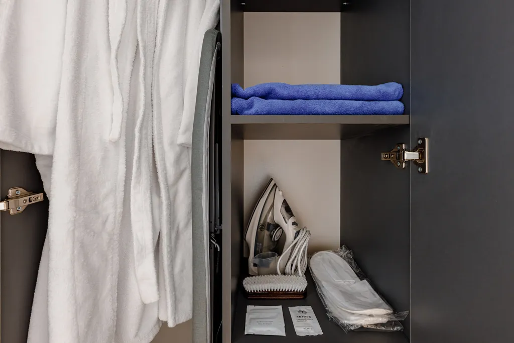 Стандарт без балкона с видом на море и дополнительным местом