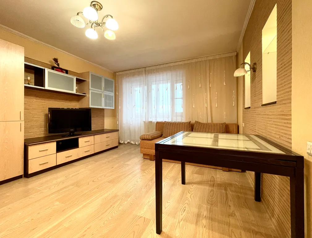 Квартира Трёхкомнатная квартира в центре, рядом с ж/д вокзалом. 9 спальных мест — Ярославль