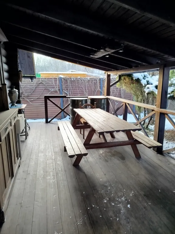 Теплый, уютный дом для семьи и небольшой компании