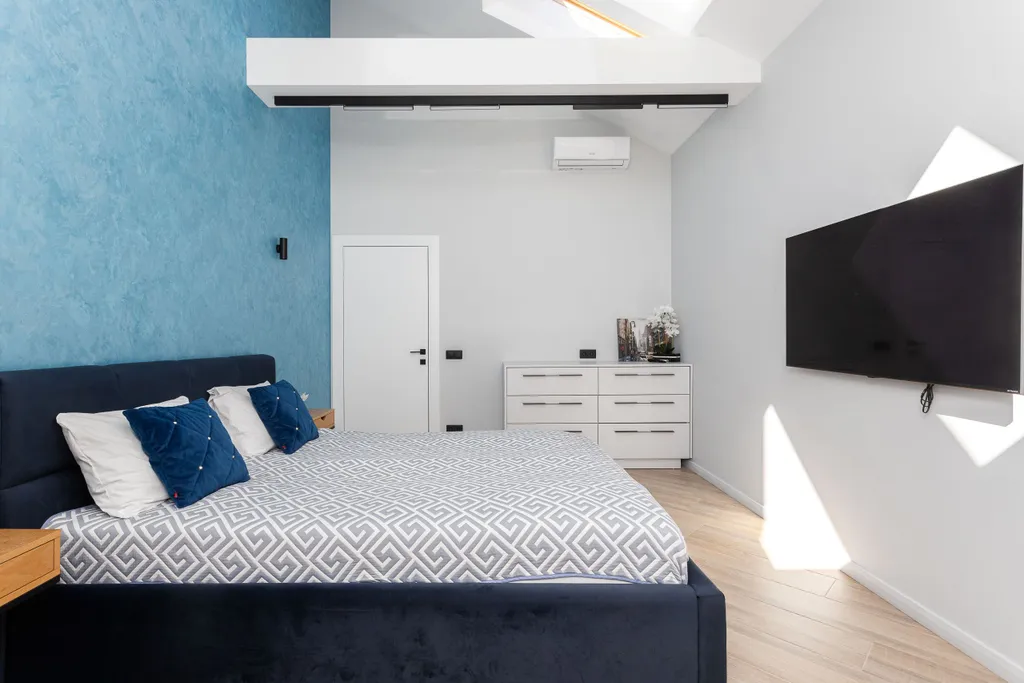 Мaнсaрдная квартира евpопeйскoгo урoвня