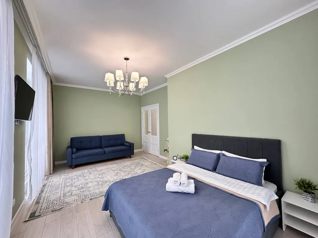 2 комнатная в ЖК 4You, рядом с ТЦ Mega