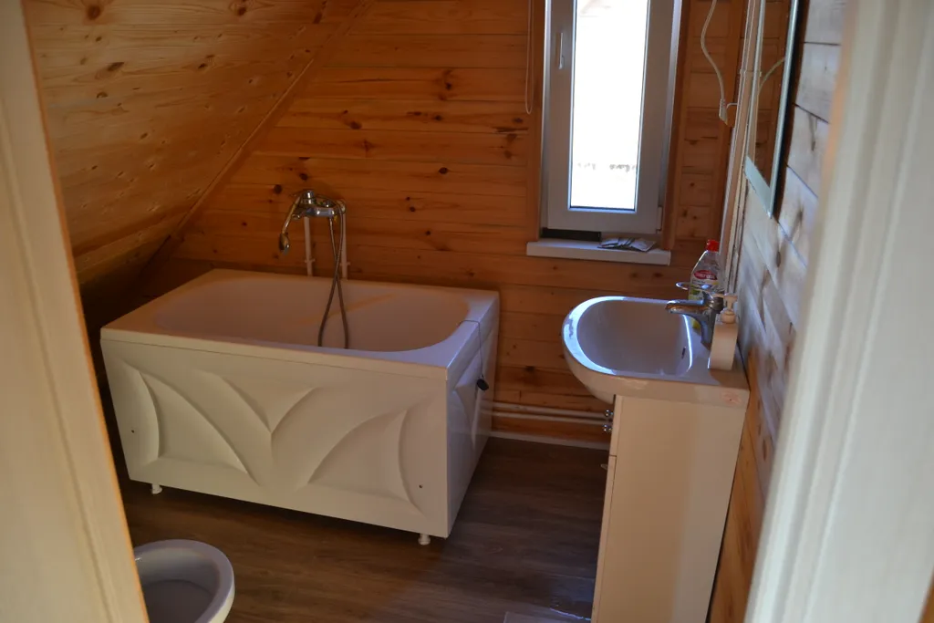 Коттедж у Белой Скалы с беседкой