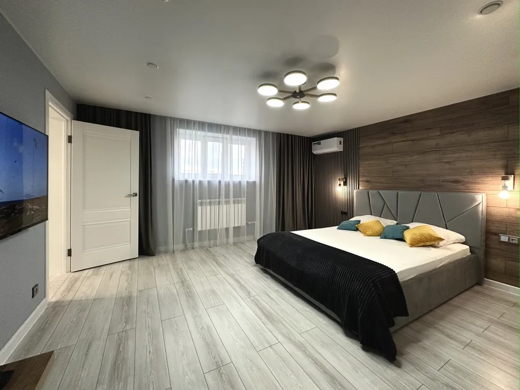 Просторная дизайнерская евродвушка в центре