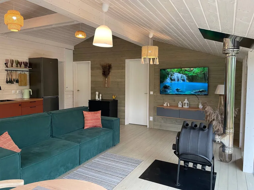 Дом с банным чаном в лесу