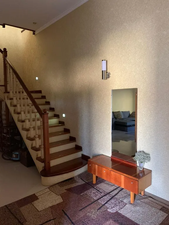 Коттедж 4-комнатный Дом — Евпатория