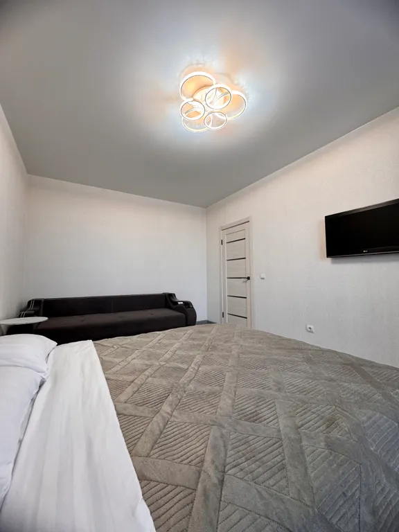 Просторная , уютная, с шикарным видом на Китай и ночной город