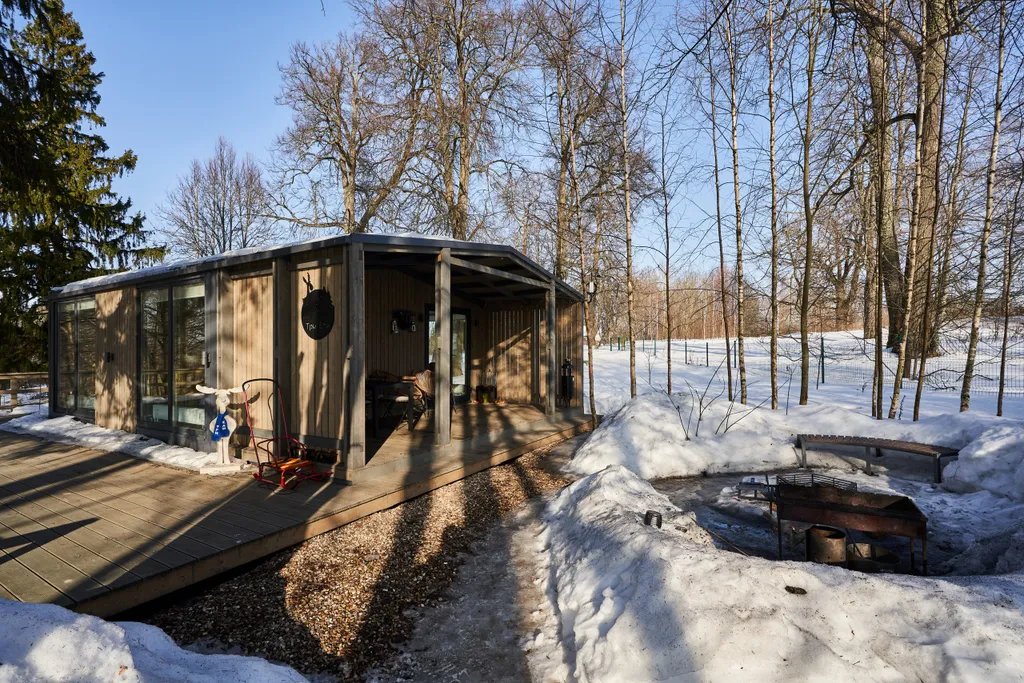 Коттедж Домик Хирви уютный коттедж на отдельном участке с вековыми деревьями — Москва