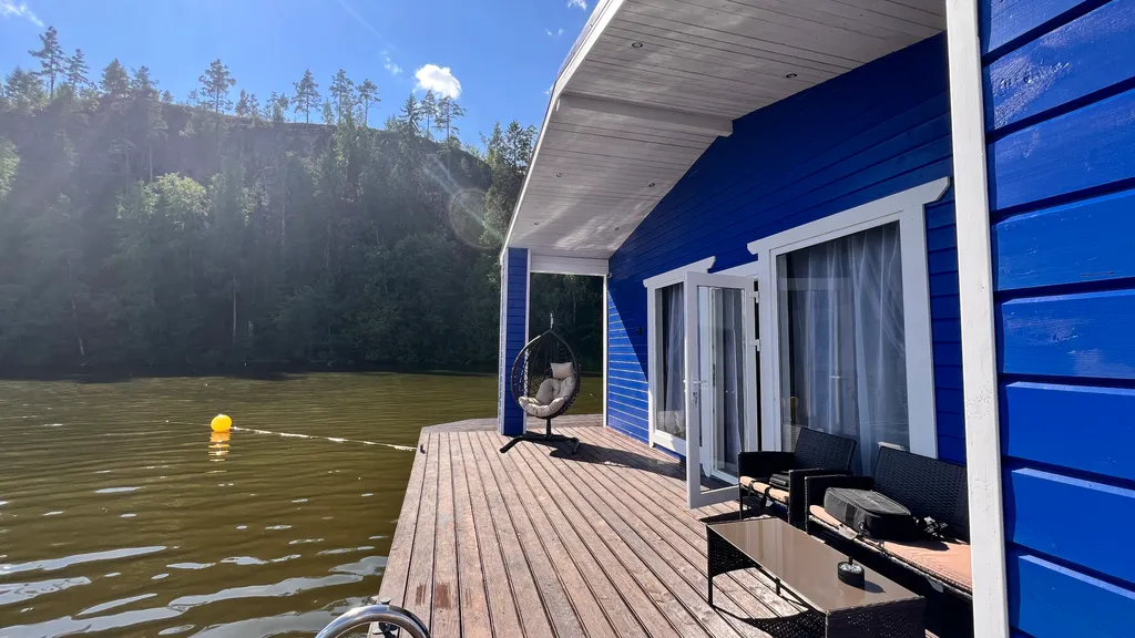 Лагуна Ультрамарин с Джакузи