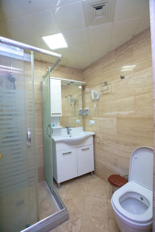 Уютные апартаменты Hatefi 2+1 в центре Старого города Баку