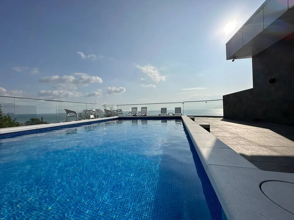 Студия с роскошным видом на море