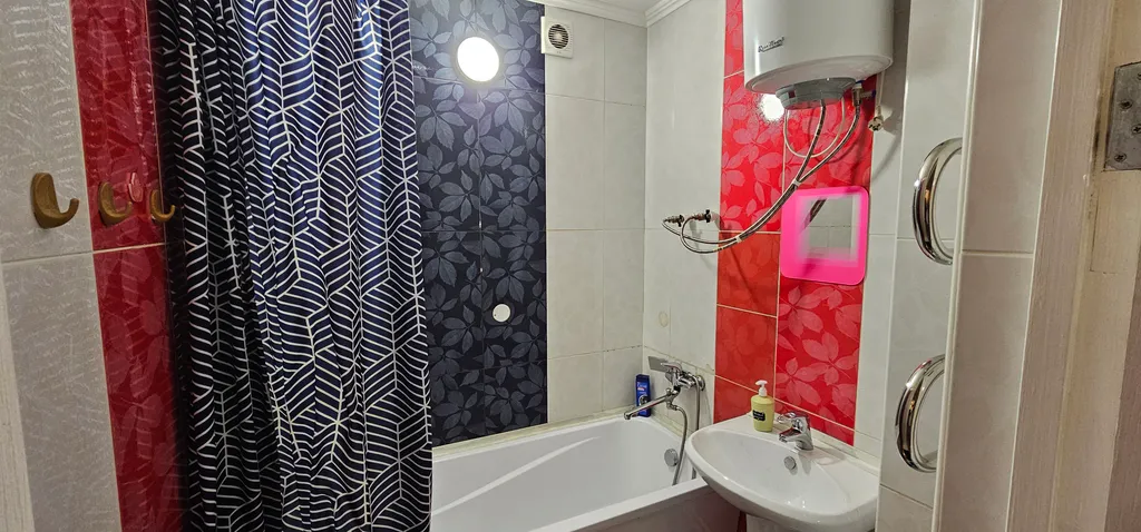 Квартира Квартира Большая 3-комнатная люкс — Красноярск