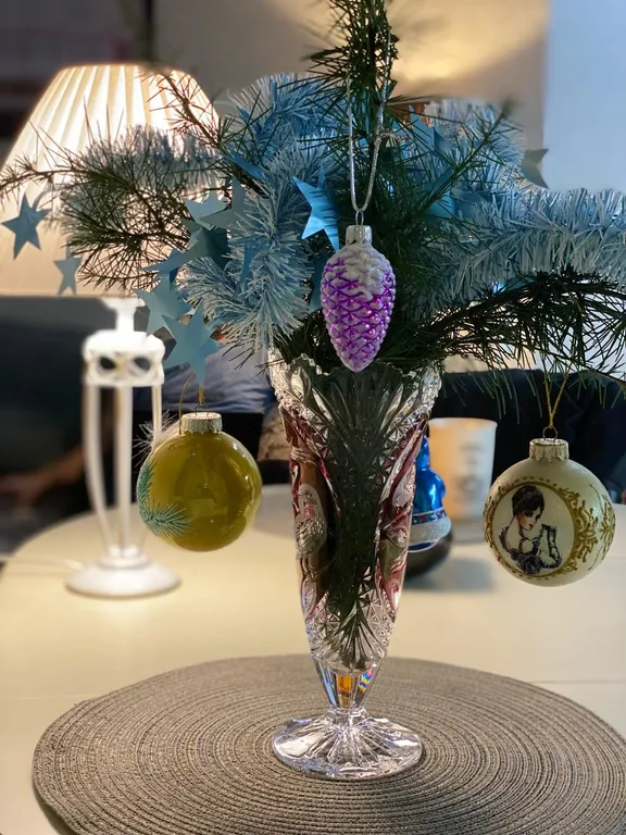 Белые горошины с видом на Marriott, горы, казино