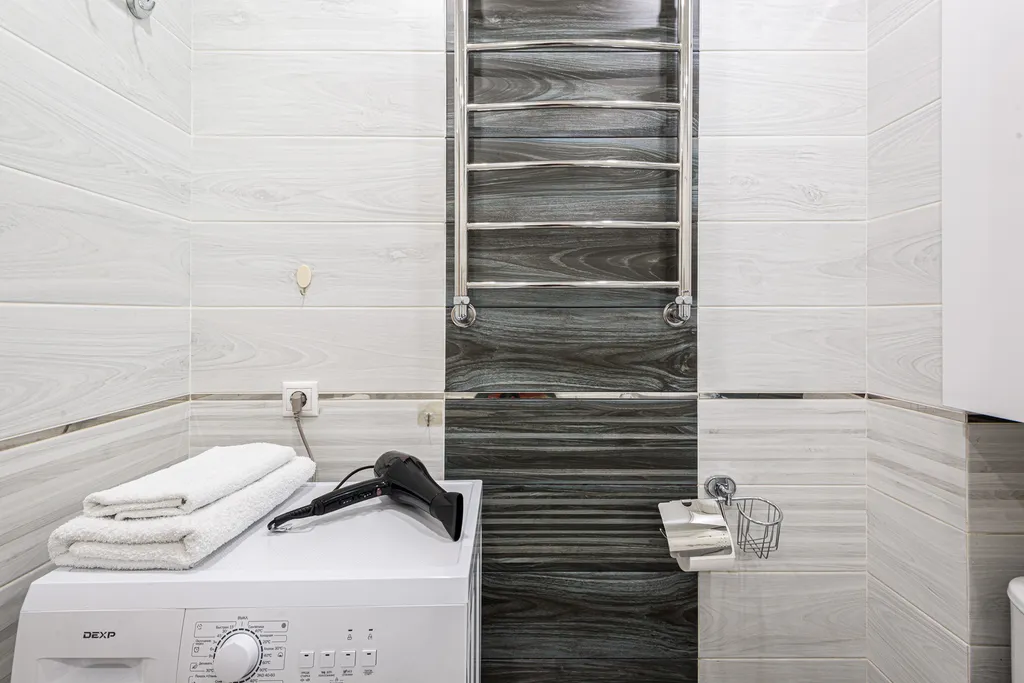 В центре у ТЦ Мега Молл, кондиционер, гостиничный сервис, бесконтактно