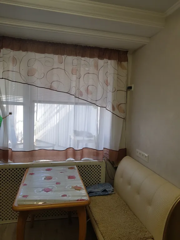 Квартира 2-комнатная Квартира — Евпатория