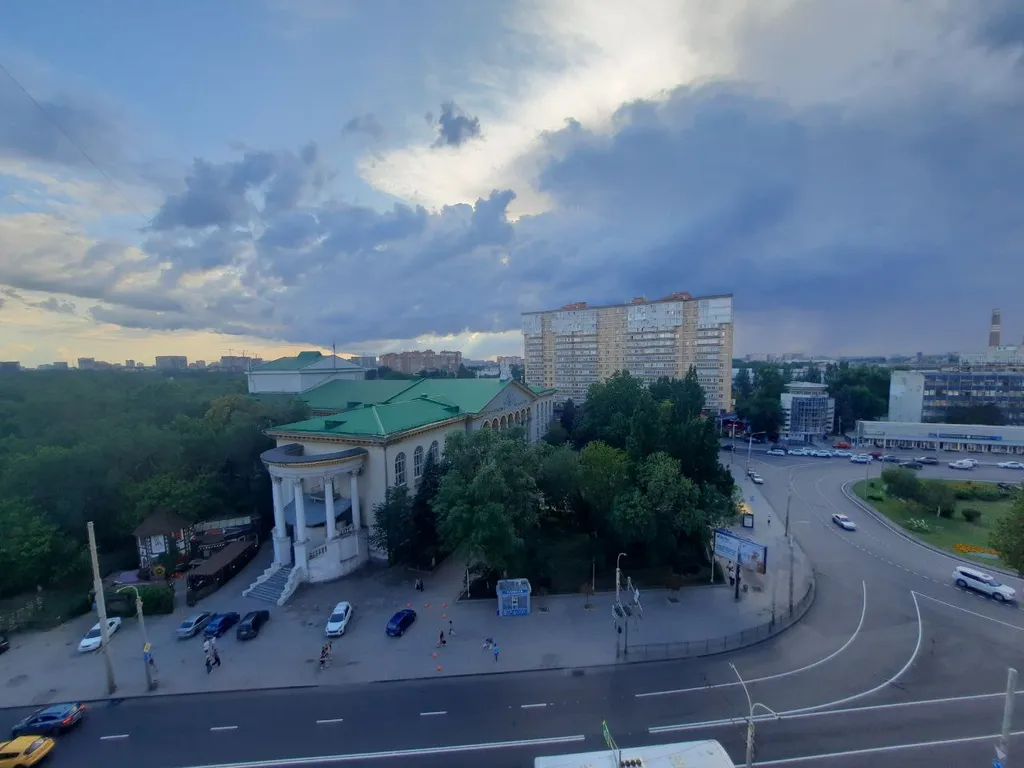 Квартира Уютная квартира в центре района Сельмаш напротив парка — Ростов-на-Дону
