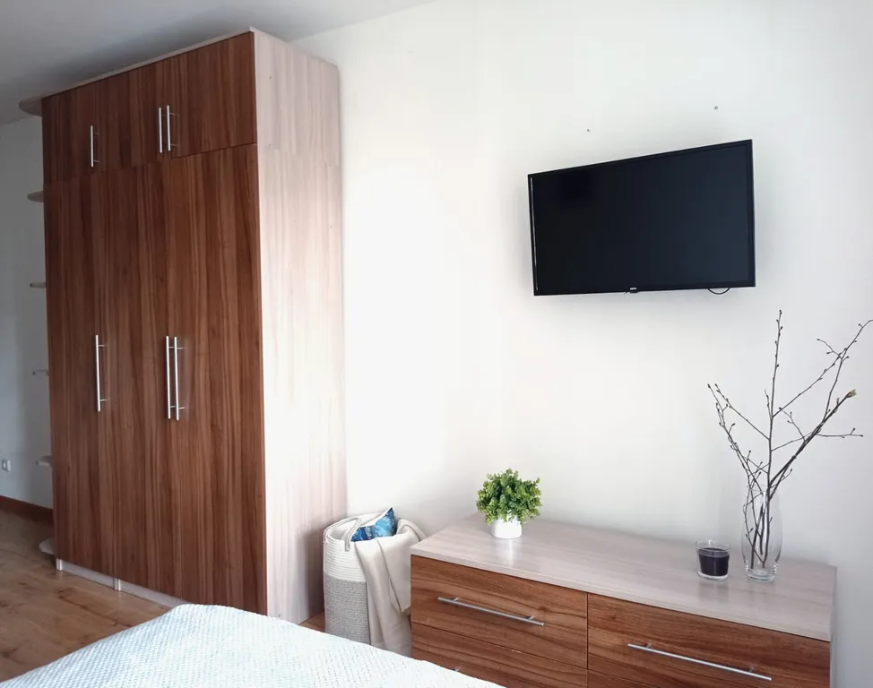 На Невских берегах