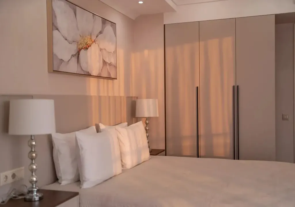 4-комнатная Квартира