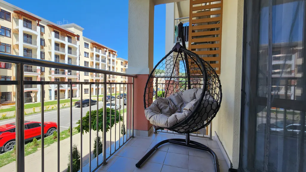 Шикарная двушка с двумя балконами