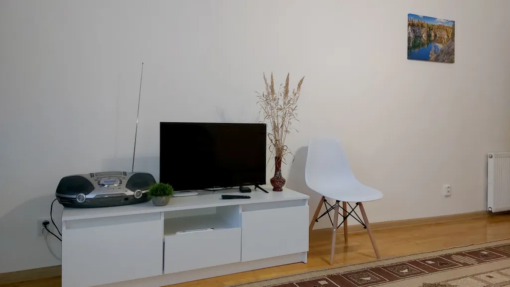 Уютная квартира около набережной в центре города "Как дома"