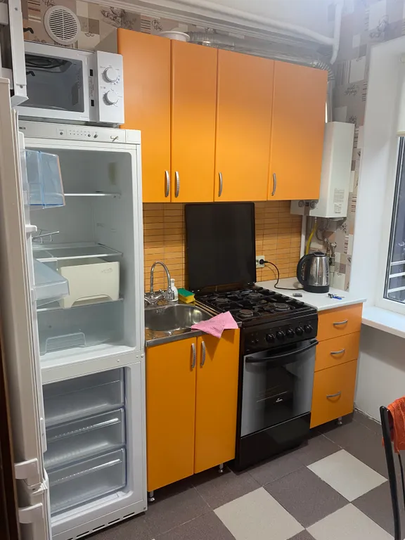 Светлая и теплая двухкомнатная квартира