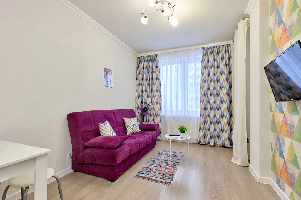 Евродвушка с балконом на 19 этаже вместительность на 6 человек