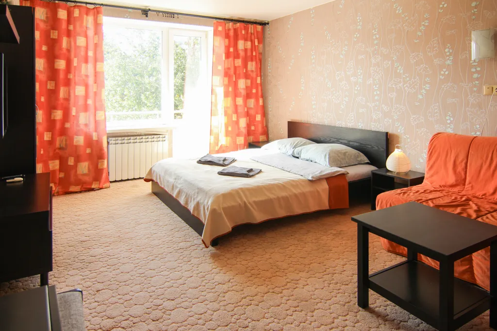 Квартира люкс в зелёном районе — аренда посуточно в Сосновый Бор