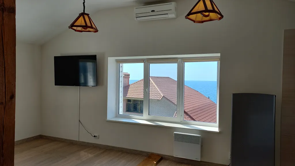 Трёхкомнатная квартира с панорамным видом на море и горы