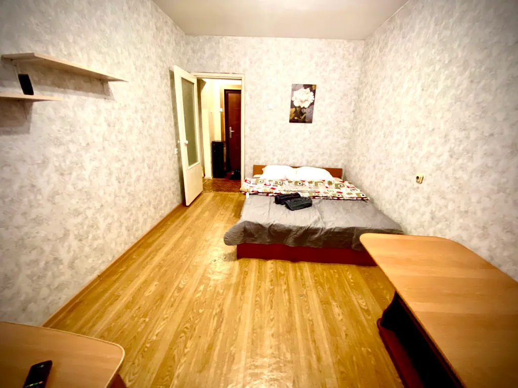 Уютная по-домашнему квартира возле Планеты