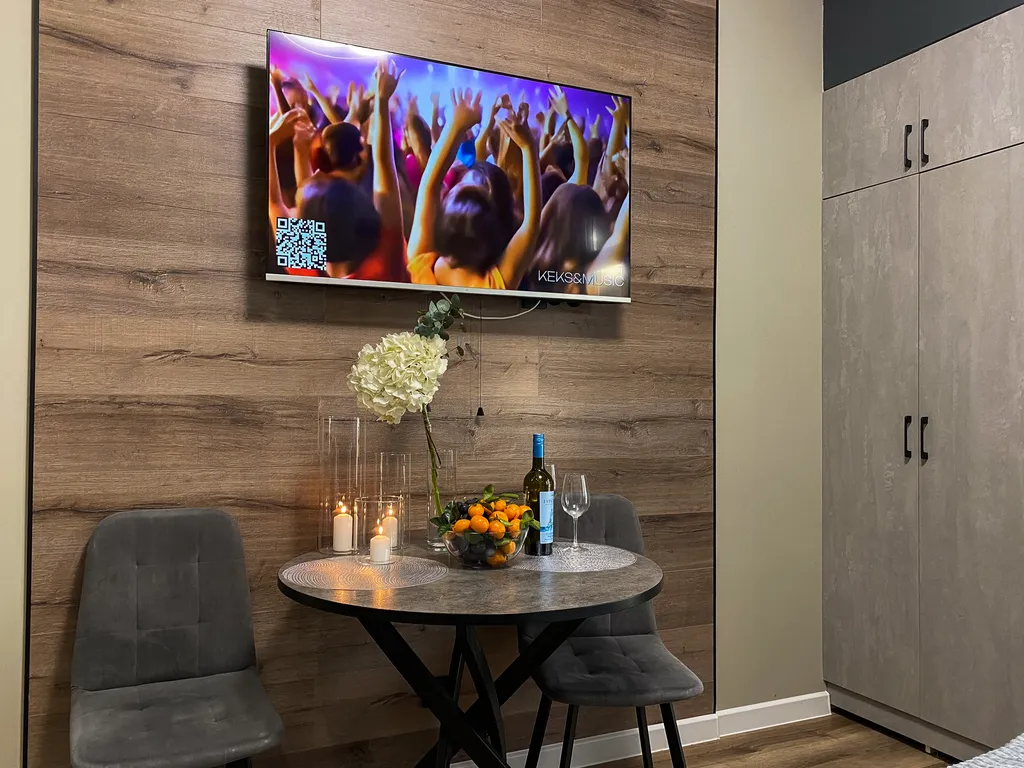 Дизайнерская студия с верандой