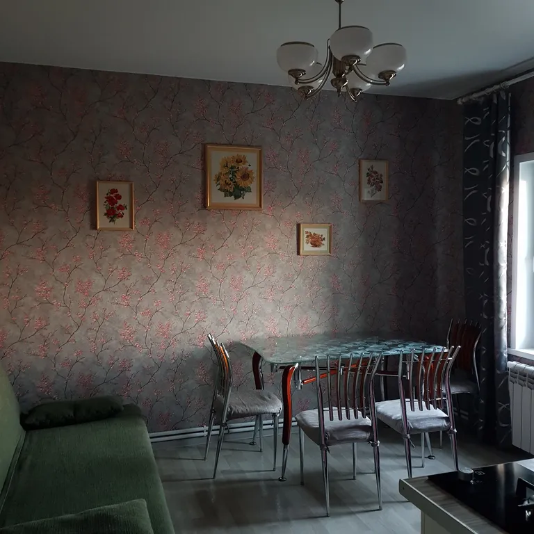 Уютный домик с участком на берегу реки